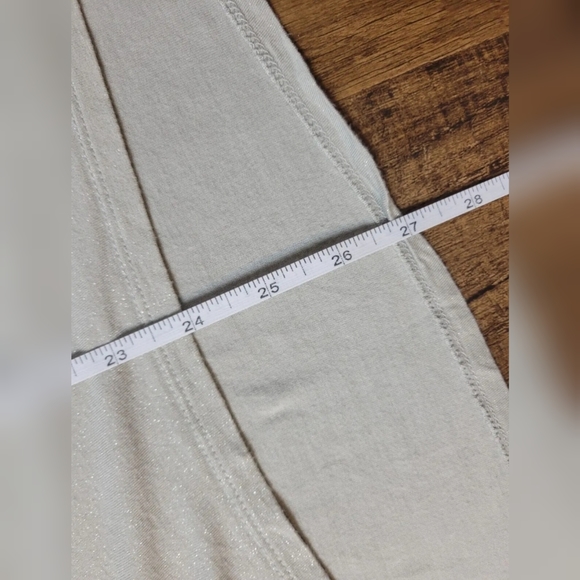 FREE W BUNDLE Kische glitter high low t-shirt - Picture 7 of 8